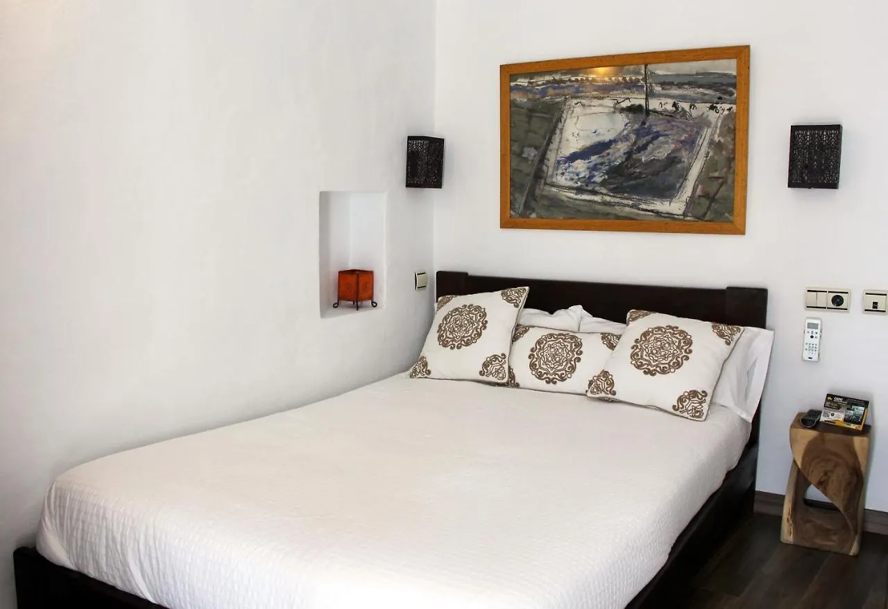 Hostal Extramuros Кониль-де-ла-Фронтера
